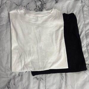 2 pcs layering tees